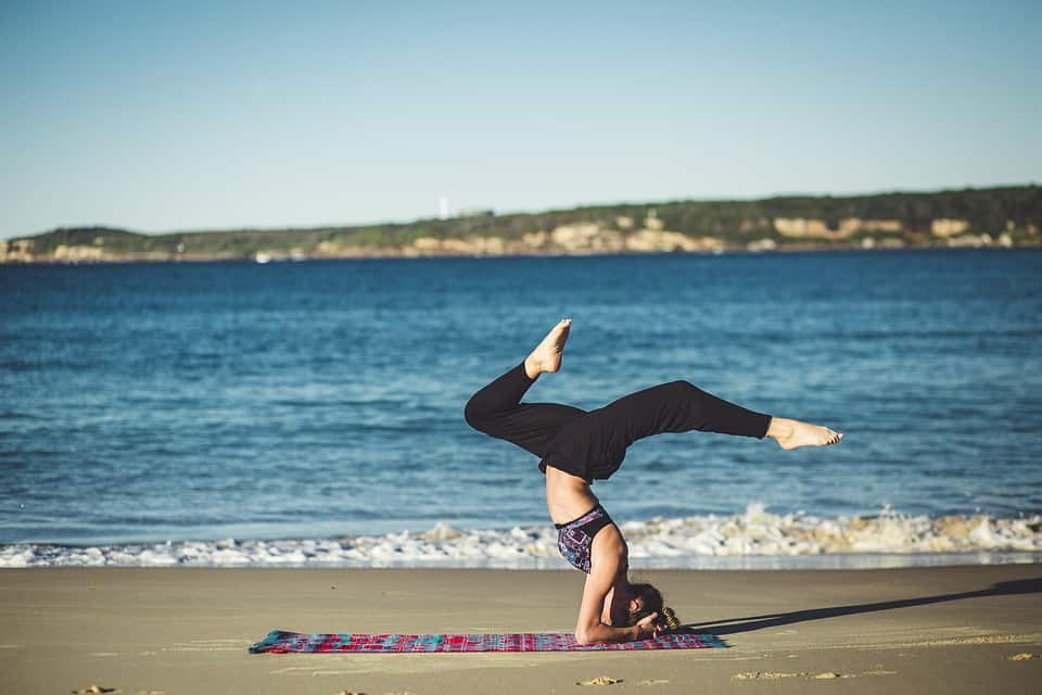 Yoga Poses, Headstand, Balance in Yoga, Yoga by the beach, Yoga Pants, Yoga, wellness, wellnessworks