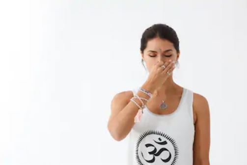 pranayam-anulom-vilom-nadi-shodhan-alternate-nostril-breathing-steps-benefits