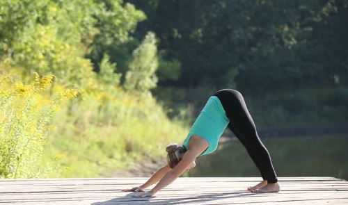 Tips-for-surya-namaskar-plank-pose-sun-salutation-for-weight-loss