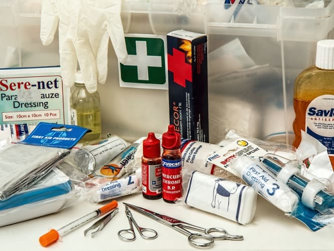 first-aid-box-images